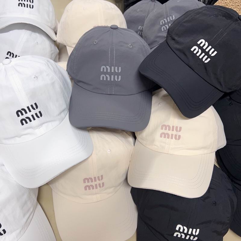 Miumiu cap dx81